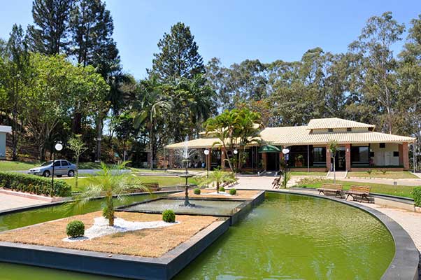 Alamedas do cemitério parque